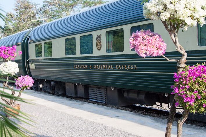 Eastern & Oriental Express: Donde el Lujo y los Paisajes de Asia se Encuentean
